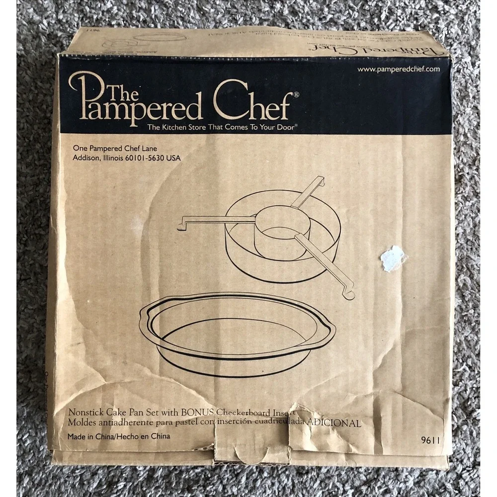 Pampered Chef Nonstick 3 Cake Pan Set & Bonus Checkerboard Insert #9611